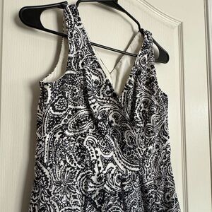 Floral print black and white dress